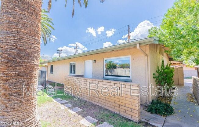 4943 E INDIAN SCHOOL RD