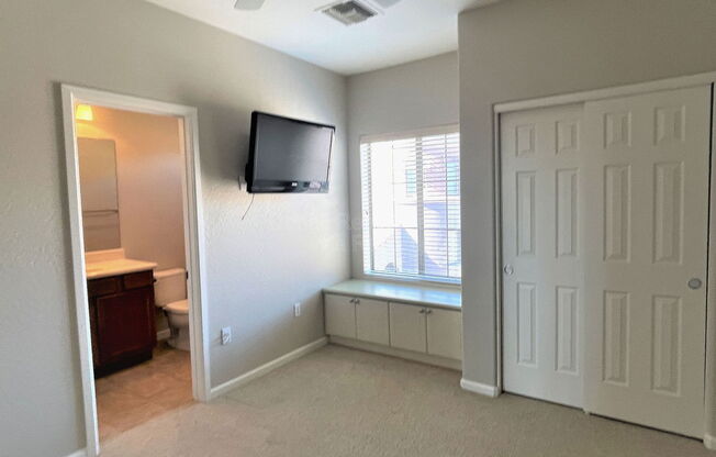 2 beds, 2.5 baths, 1,334 sqft, $2,095, Unit 1167