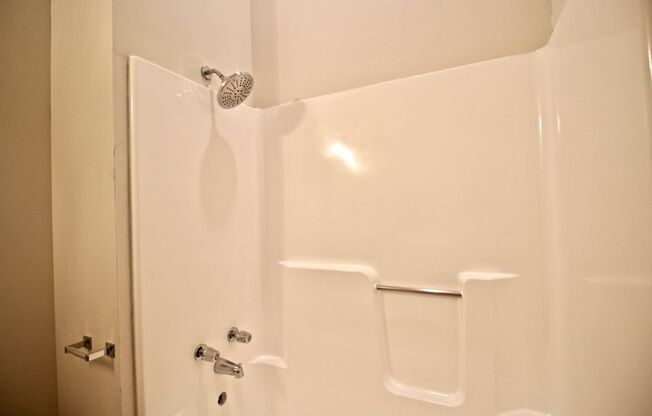 1 bed, 1 bath, 1,093 sqft, $1,575, Unit 408