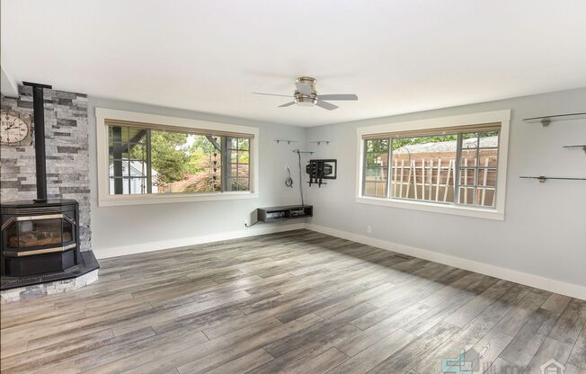 Absolutely Stunning 3 Bed, 2 Bath Home in Peaceful Neighborhood – Outdoor Oasis Included!