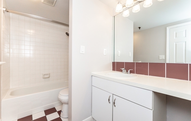 1 bed, 1 bath, 661 sqft, $2,650, Unit 108