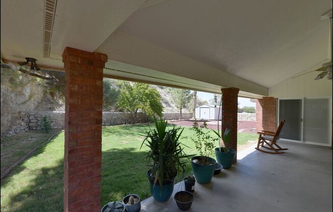 3 beds, 2 baths, $2,350