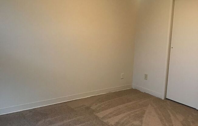 1 bed, 1 bath, 394 sqft, $860, Unit 304