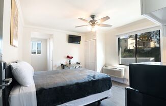 Studio, 1 bath, 126 sqft, $1,695, Unit 230