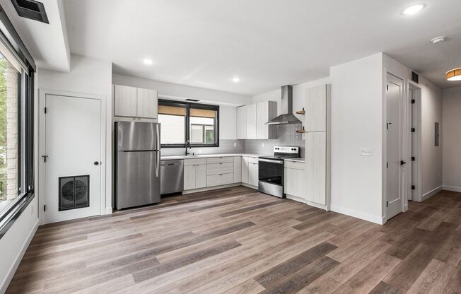 2 beds, 1 bath, 725 sqft, $1,945, Unit 311 - Lofted