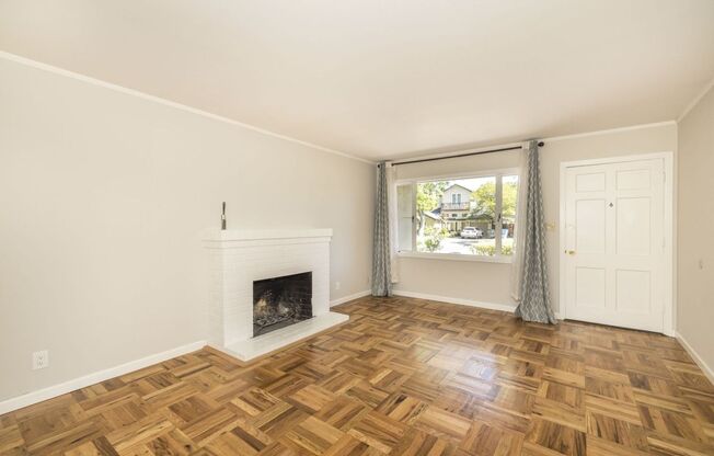 Lovingly Maintained 3 Bed, 1 Bath Home in the Heart of Palo Alto