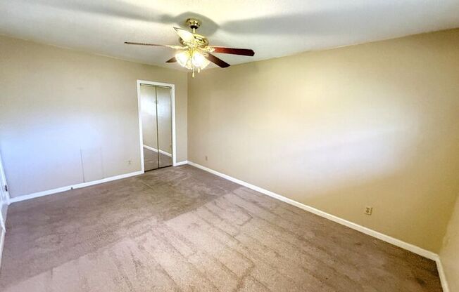 3025 CHASE LN