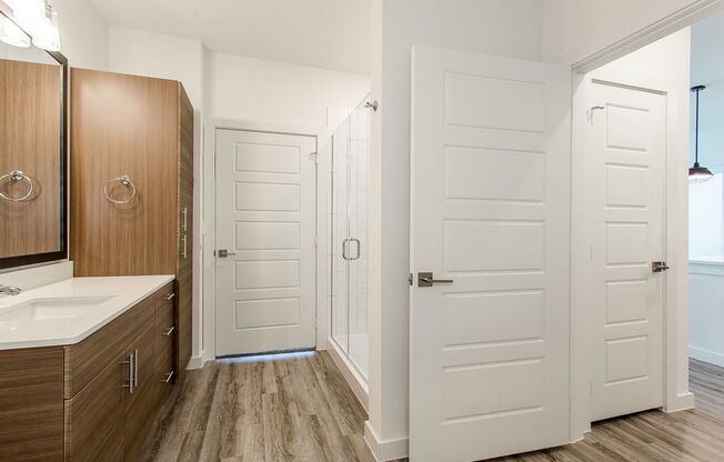 1 bed, 1 bath, 833 sqft, $1,919, Unit 1309-2