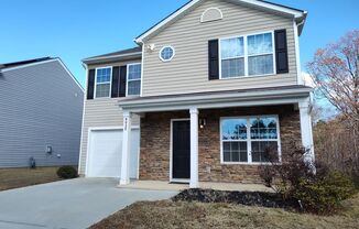 Move-in ready Home in Clydesdale Manor!