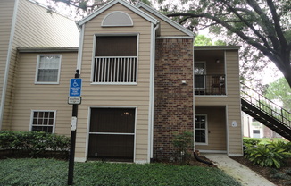 Upgraded 2BD/2BA Condo in Park Central Community in Orlando!