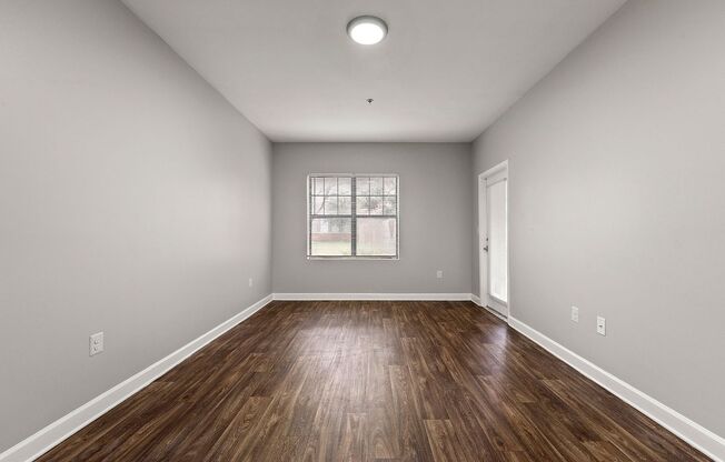 1 bed, 1 bath, 729 sqft, $1,276, Unit B-128