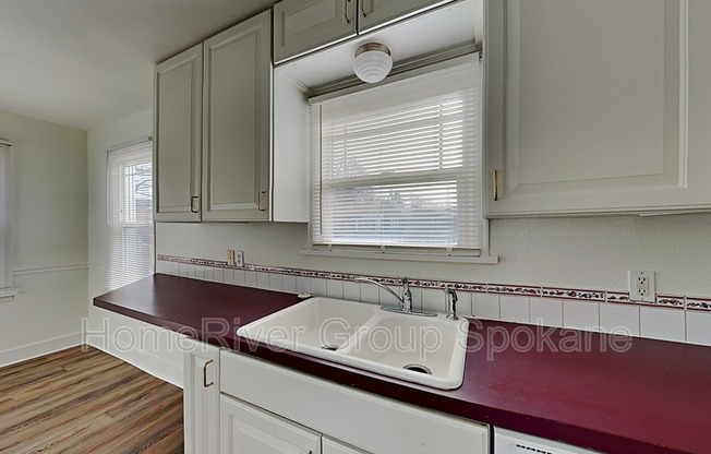2214 W BUCKEYE AVE