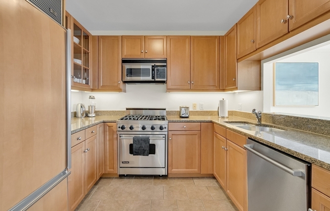 2 beds, 2.5 baths, 1,504 sqft, $11,000, Unit 27C
