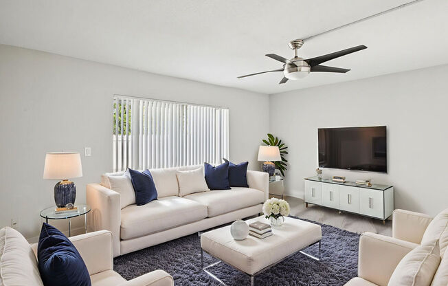 Silver Palms Apartments