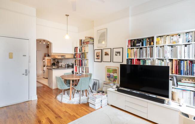 143 W 126 ST