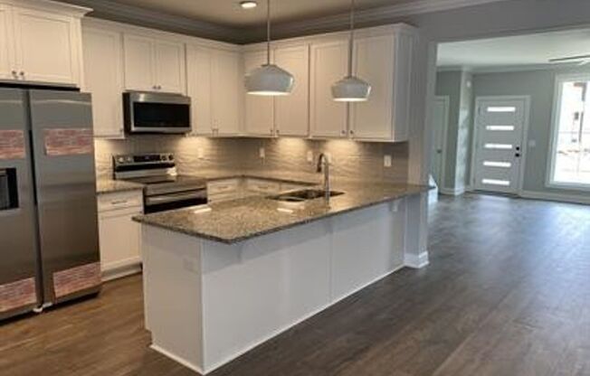 Beautiful New Townhouse in the Heart of Murfreesboro!