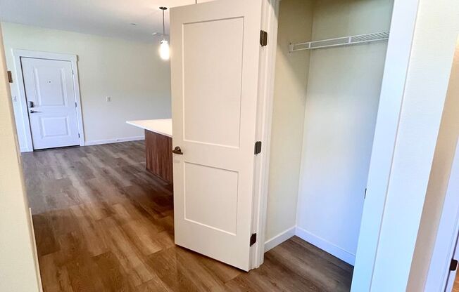 2 beds, 1 bath, $1,910, Unit A209