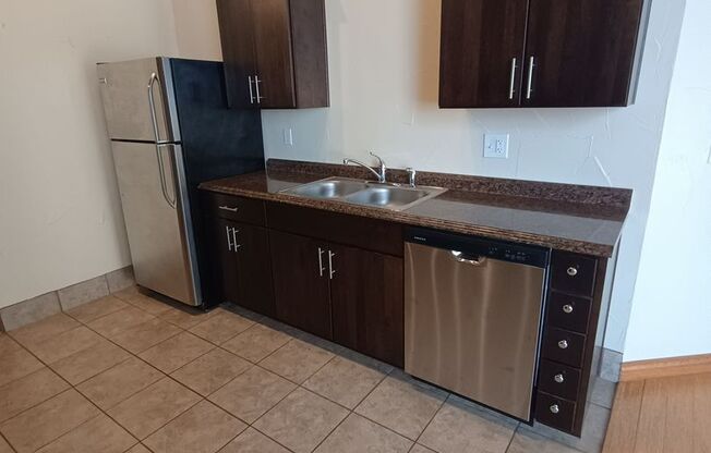 1 bed, 1 bath, $1,145, Unit # 203