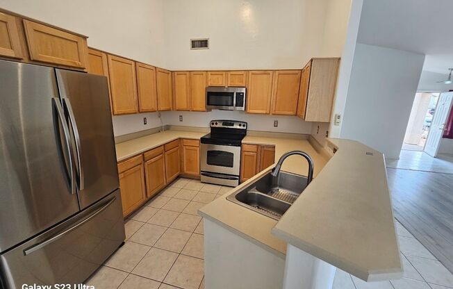 3 beds, 2 baths, $2,350