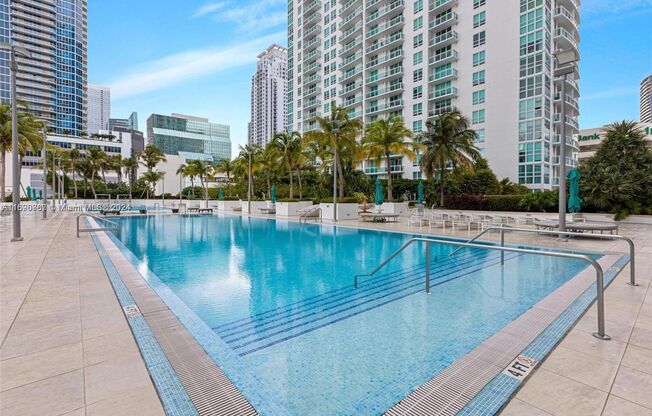 1 bed, 1 bath, 628 sqft, $3,500, Unit 950 Brickell Bay Dr # 44-09 (A11690887)