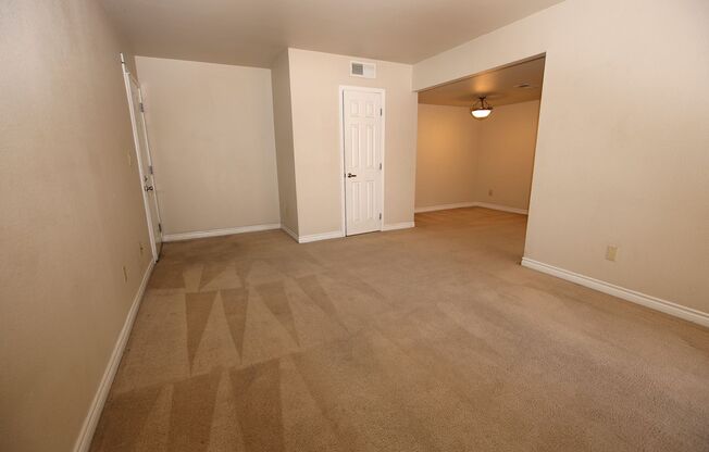 UPGRADED BELLA VITA 1 BEDROOM CONDO