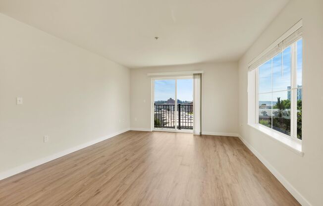 2 beds, 2 baths, 1,005 sqft, $2,895, Unit 504