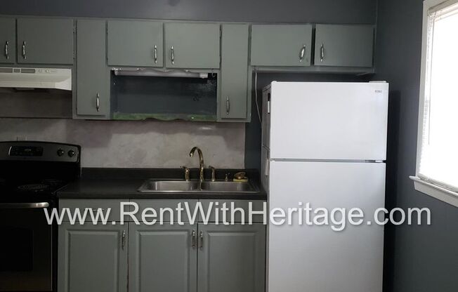 3 beds, 1 bath, $1,450