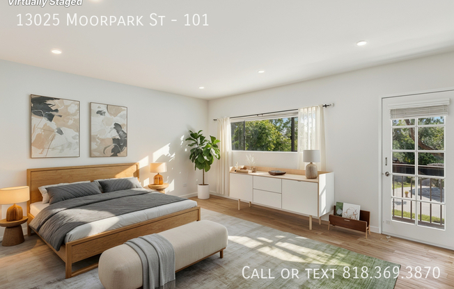 13025 MOORPARK ST