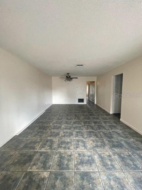 615 QUAIL HOLW DR
