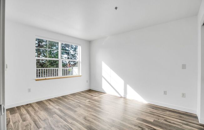 1 bed, 1 bath, 607 sqft, $1,549, Unit 126-105