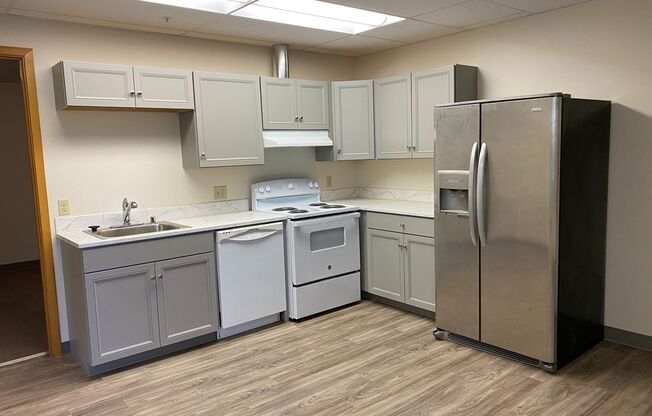Studio, 1 bath, 500 sqft, $1,595, Unit P201