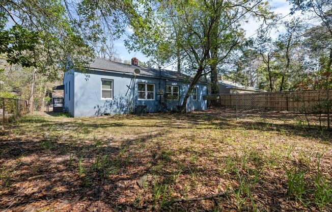 2 beds, 1 bath, $1,500