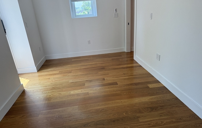 82 LANCASTER RD