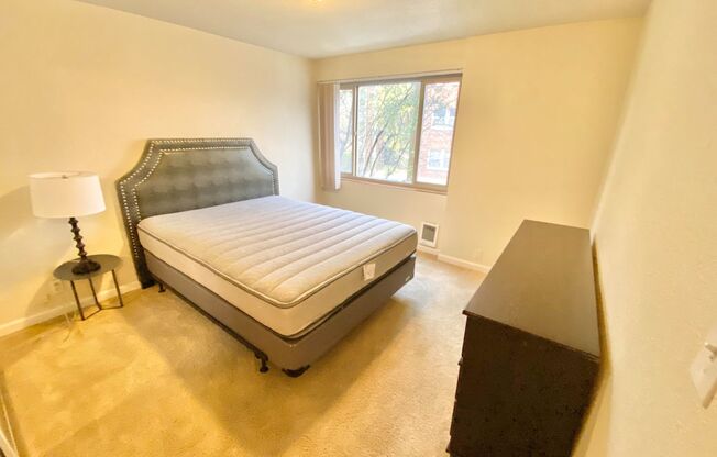 Mercer Vista Apartments