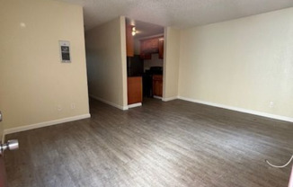 3 beds, 2 baths, 1,050 sqft, $2,650, Unit 2573-02