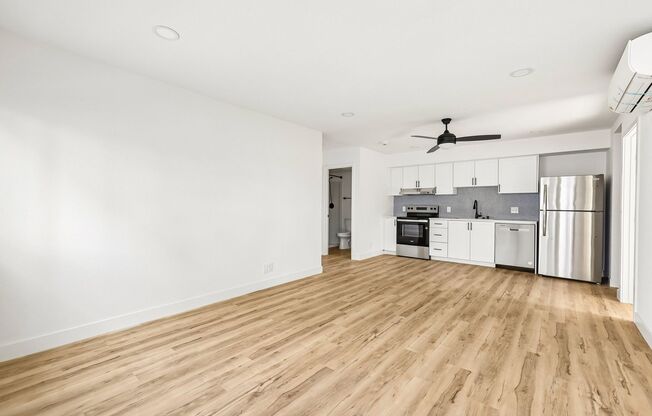 2 beds, 1 bath, 545 sqft, $2,645, Unit 26