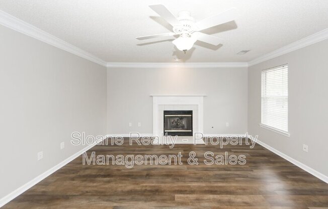 4893 HABERSHAM LN