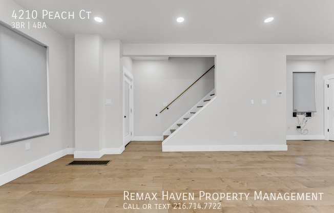 4210 PEACH CT