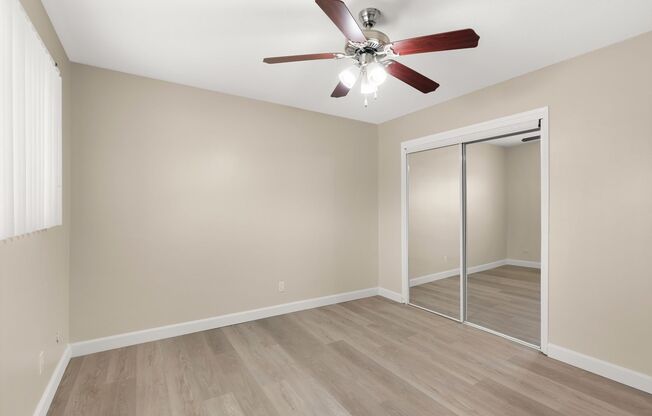 2 beds, 1 bath, 1,100 sqft, $2,100, Unit 11