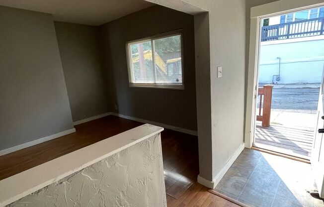 Single Family House in Mt Washington Available Now!