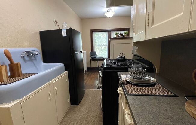 1 bed, 1 bath, 650 sqft, $850, Unit Unit 305  A650