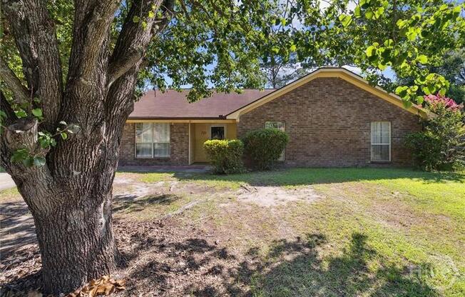 703 TRAY CT
