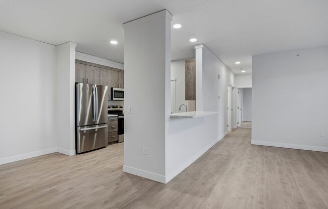 3 beds, 3 baths, 1,674 sqft, $2,050, Unit H-404