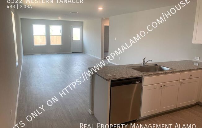 8522 WESTERN TANAGER