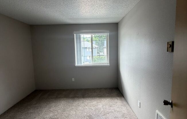 2 beds, 2 baths, 1,070 sqft, $1,545, Unit 06-203