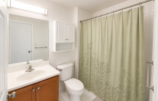 2 beds, 2 baths, 977 sqft, $3,900, Unit 702