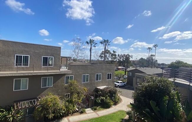 2 beds, 2 baths, 920 sqft, $2,700, Unit 2240-15