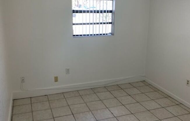 Charming 1BR/1BA in Quiet Community