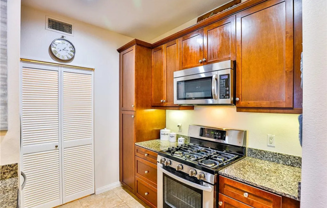 1 bed, 1 bath, $2,119