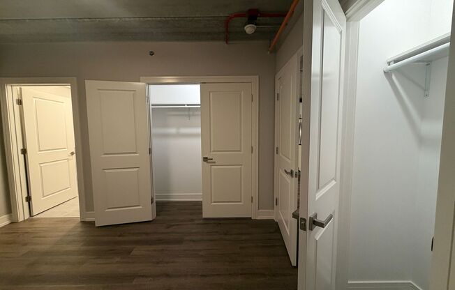 2 beds, 2 baths, 908 sqft, $3,650, Unit 952-202